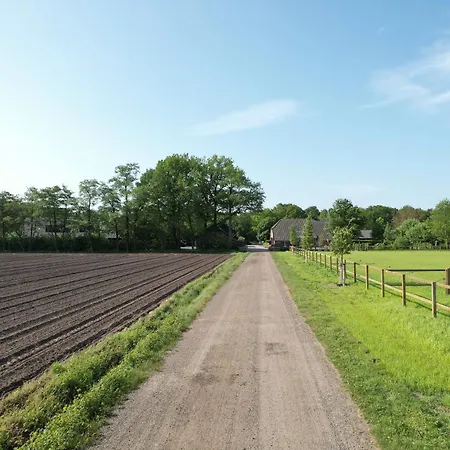 Valkse Hoeve Met Sauna & Hottub | 6 Personen Otterlo