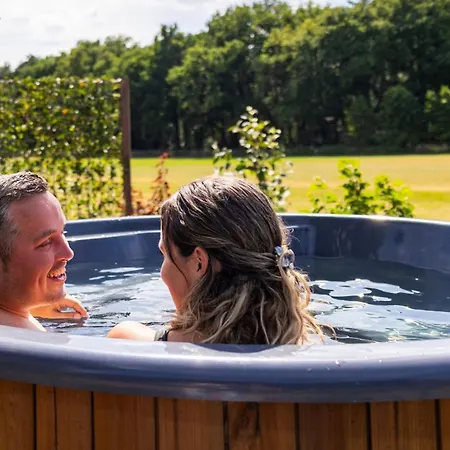 Valkse Hoeve Met Sauna & Hottub | 6 Personen Vila