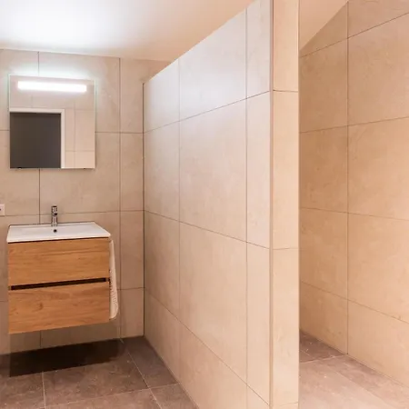 Vila Valkse Hoeve Met Sauna & Hottub | 6 Personen