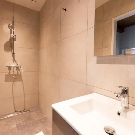 Valkse Hoeve Mit Sauna&hottub | 6 Personen Villa Otterlo