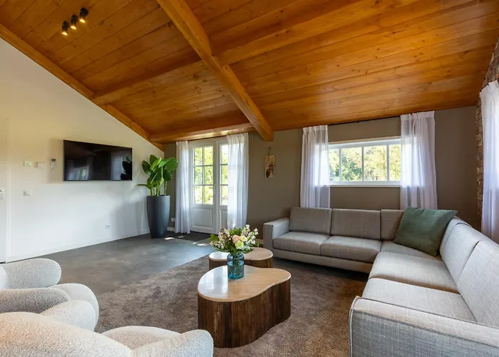 Valkse Hoeve Met Sauna & Hottub | 6 Personen Villa *