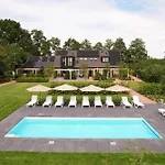 Villa Valkse Hoeve Met Sauna & Hottub | 6 Personen