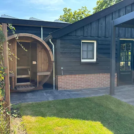 Valkse Hoeve Met Sauna & Hottub | 6 Personen Vila Otterlo