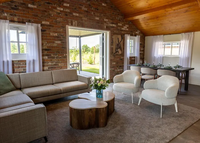 Valkse Hoeve Met Sauna & Hottub | 6 Personen Vila